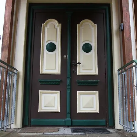 Js Feriendomizile: Charlotte *