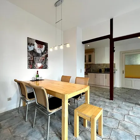 Js Feriendomizile: Charlotte Apartment